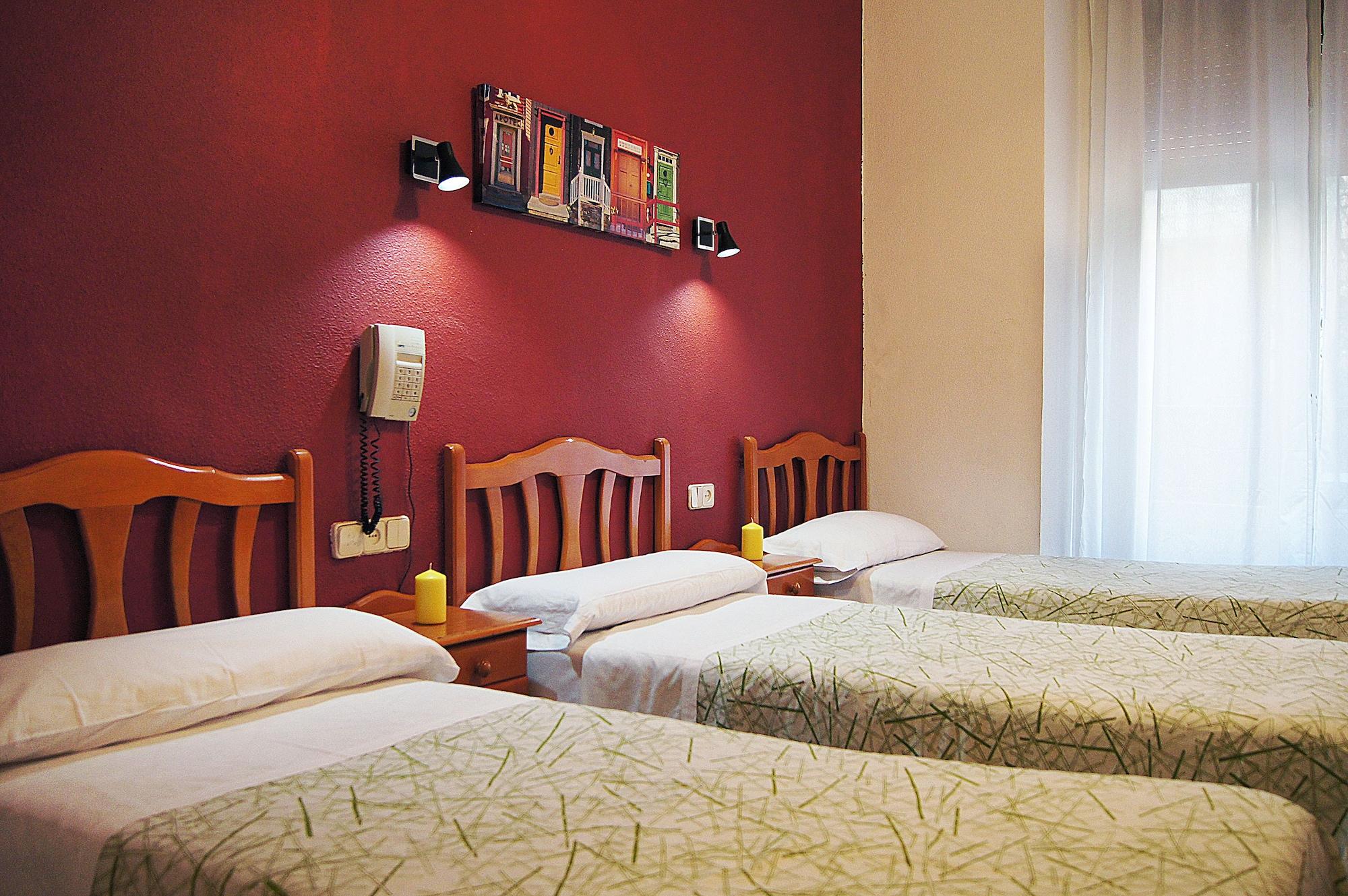 Hostal Fuencarral Kryse Madrid Luaran gambar