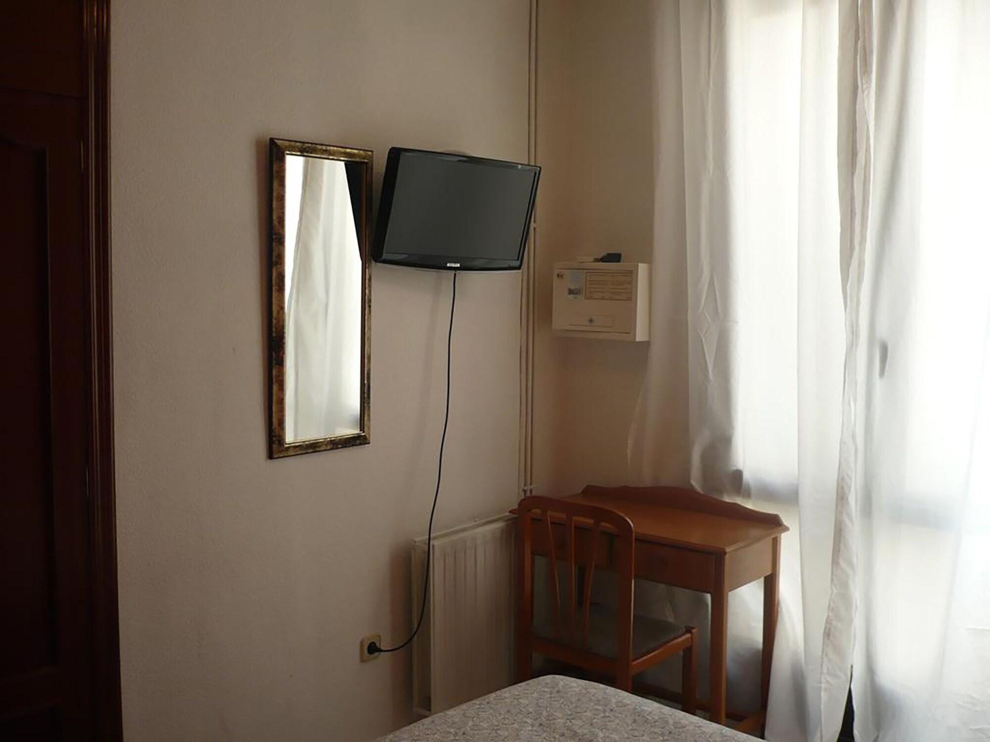Hostal Fuencarral Kryse Madrid Luaran gambar