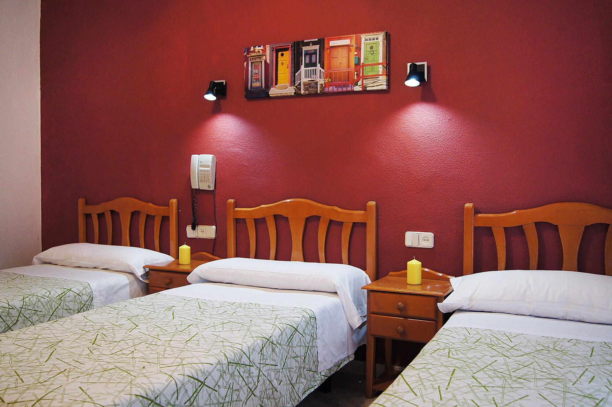 Hostal Fuencarral Kryse Madrid Luaran gambar