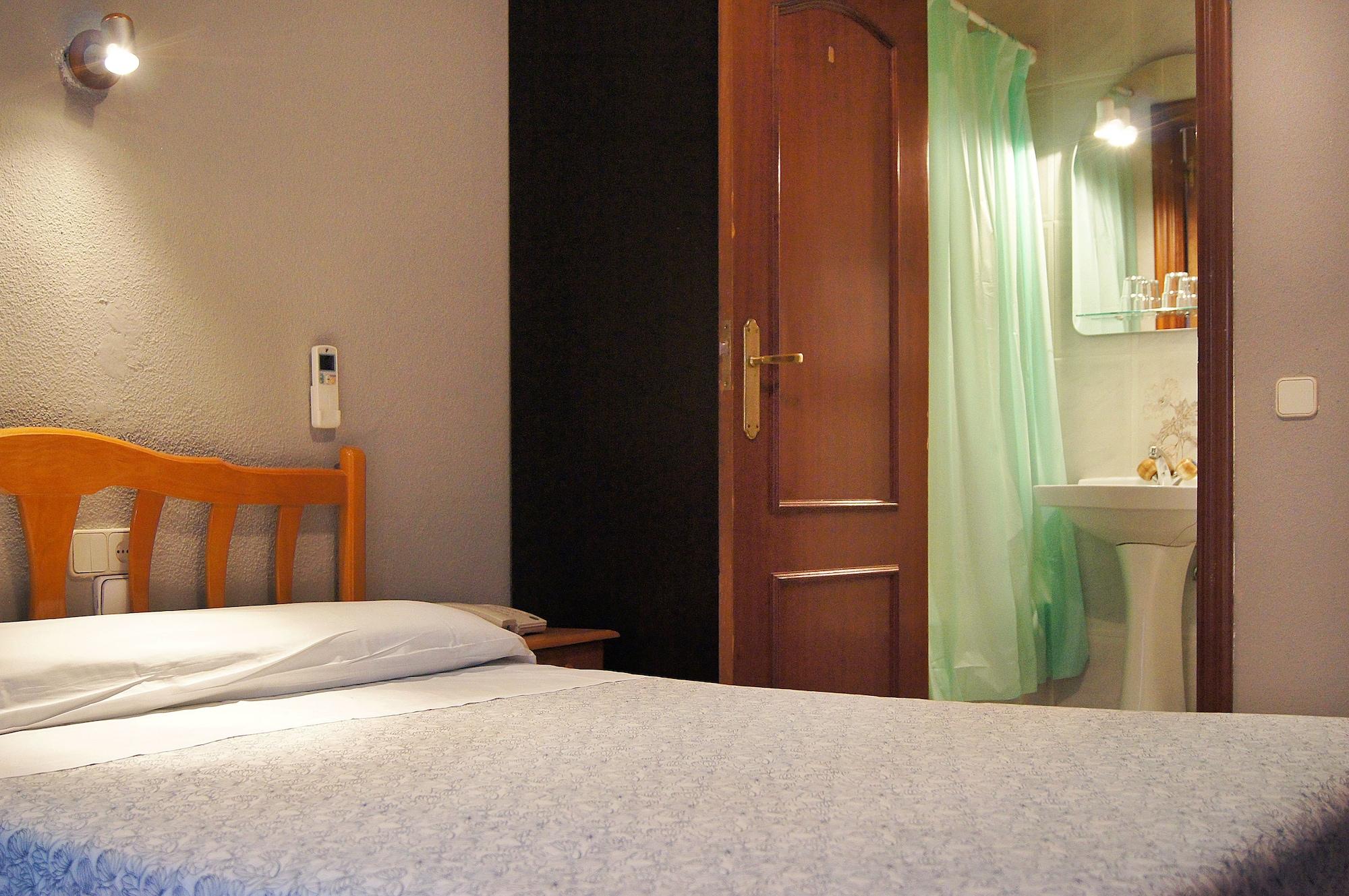 Hostal Fuencarral Kryse Madrid Luaran gambar