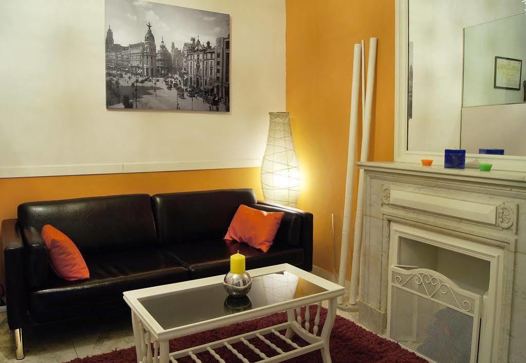 Hostal Fuencarral Kryse Madrid Luaran gambar